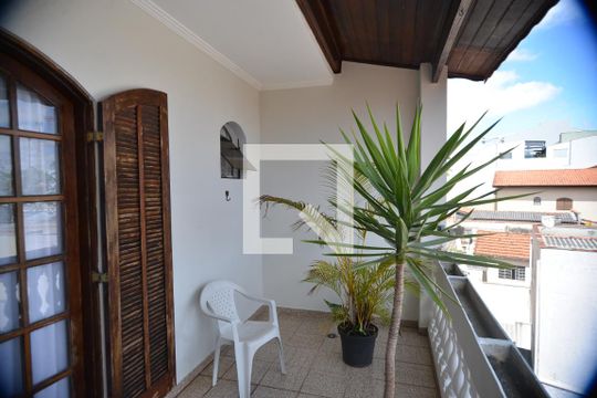 Sacada Suíte 3 de casa à venda com 4 quartos, 390m² em Vila Francisco Matarazzo, Santo André