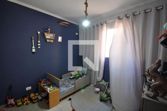 Quarto 2 de casa à venda com 4 quartos, 109m² em Vila Nivi, São Paulo