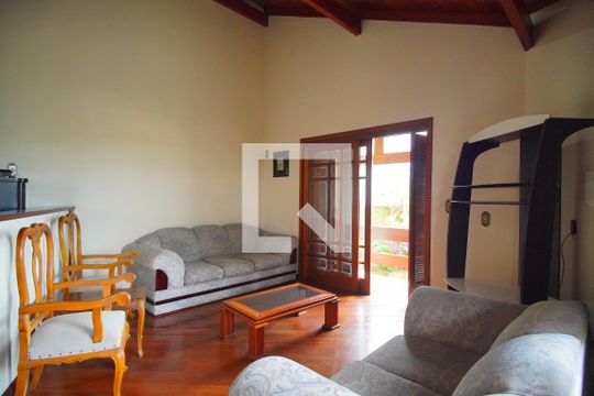 Sala de casa à venda com 2 quartos, 186m² em Guarani, Novo Hamburgo