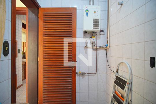 Área de Serviço de casa para alugar com 2 quartos, 186m² em Guarani, Novo Hamburgo