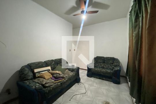Sala de casa à venda com 2 quartos, 85m² em Todos Os Santos, Rio de Janeiro