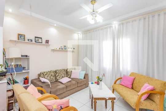 Sala de casa à venda com 3 quartos, 180m² em Vila Vermelha, São Paulo