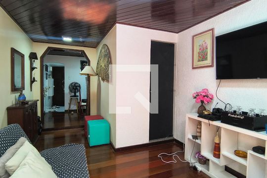 Sala/Quarto de apartamento para alugar com 1 quarto, 33m² em Vargem Grande, Rio de Janeiro