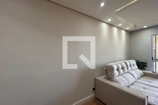 Sala de apartamento para alugar com 3 quartos, 81m² em Vila Amélia, São Paulo