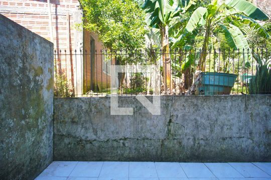 Vista do Quarto 1 de apartamento para alugar com 2 quartos, 63m² em Petrópolis, Novo Hamburgo