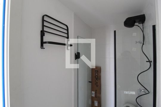 Banheiro de kitnet/studio à venda com 1 quarto, 25m² em Vila Olímpia, São Paulo