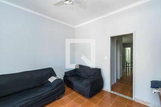 Sala de casa à venda com 3 quartos, 300m² em Brás de Pina, Rio de Janeiro