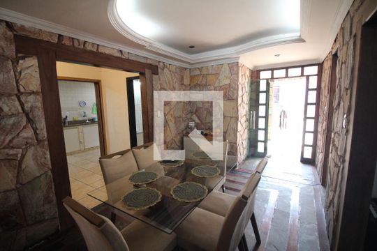 Copa de casa à venda com 3 quartos, 420m² em Inconfidentes, Contagem