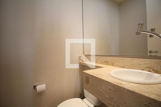 Lavabo de apartamento para alugar com 3 quartos, 122m² em Vila Andrade, São Paulo