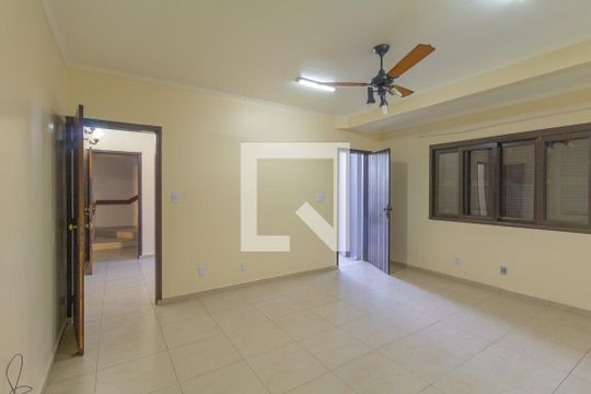 Sala 1 de casa para alugar com 6 quartos, 350m² em Harmonia, Canoas