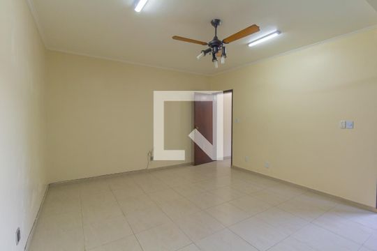 Sala 1 de casa para alugar com 6 quartos, 350m² em Harmonia, Canoas