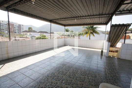 Terraço de casa à venda com 4 quartos, 194m² em Taquara, Rio de Janeiro