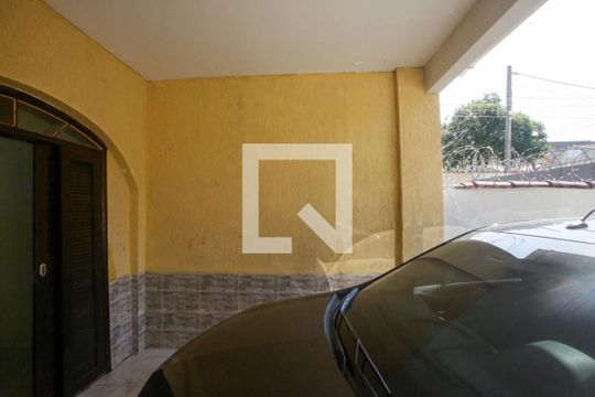 Garagem de casa à venda com 4 quartos, 194m² em Taquara, Rio de Janeiro