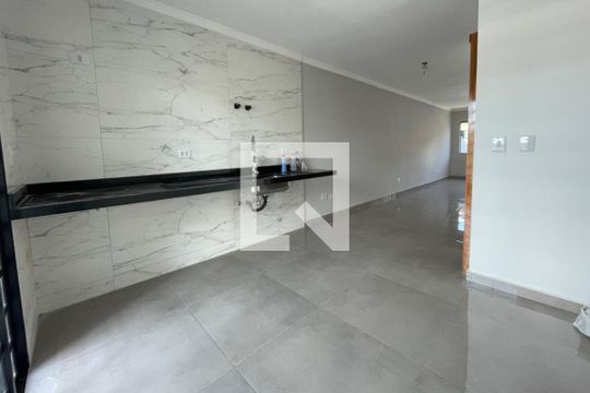 Cozinha de casa para alugar com 2 quartos, 134m² em Vila Prado, São Paulo