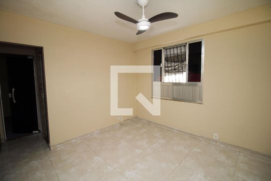 Sala de apartamento para alugar com 2 quartos, 52m² em Irajá, Rio de Janeiro