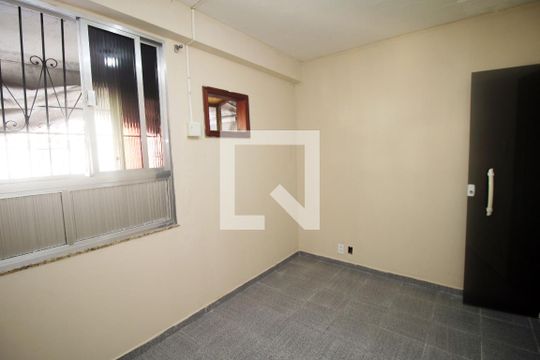Quarto 1 de apartamento para alugar com 2 quartos, 52m² em Irajá, Rio de Janeiro