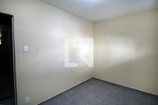 Quarto 1 de apartamento para alugar com 2 quartos, 52m² em Irajá, Rio de Janeiro