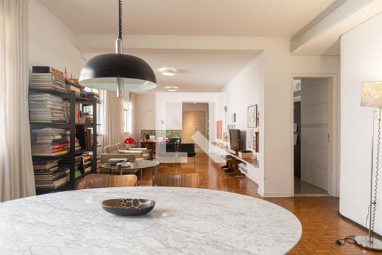 Sala de apartamento à venda com 3 quartos, 228m² em Bela Vista, São Paulo