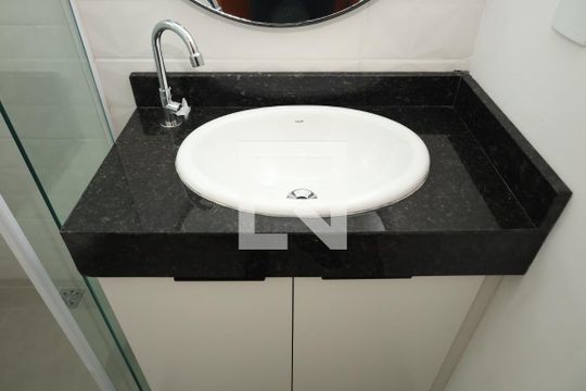 Banheiro do Studio 1 de apartamento à venda com 1 quarto, 20m² em Cidade Antônio Estêvão de Carvalho, São Paulo