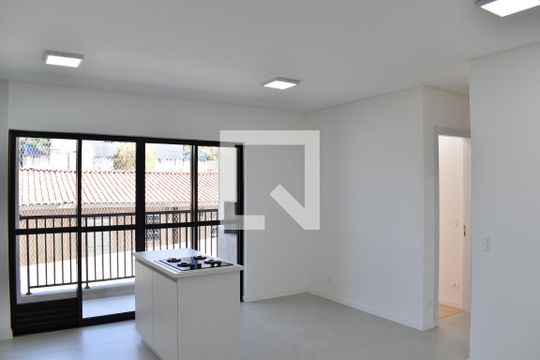Sala/Cozinha de apartamento à venda com 2 quartos, 73m² em Cabral, Curitiba