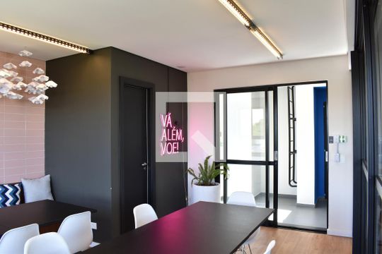 Coworking de apartamento à venda com 2 quartos, 73m² em Cabral, Curitiba
