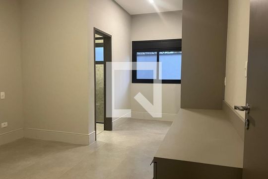 Suíte 2 de casa de condomínio para alugar com 3 quartos, 297m² em Condomínio Chácara dos Eucaliptos, São José dos Campos