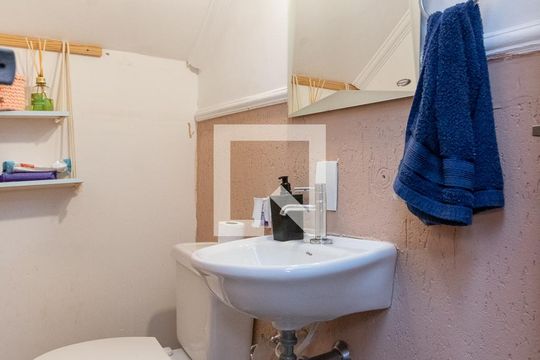 Lavabo de casa de condomínio à venda com 3 quartos, 53m² em Vila Santa Teresa, São Paulo