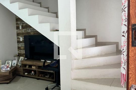 Sala de casa à venda com 2 quartos, 100m² em Brigadeira, Canoas