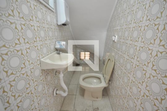Lavabo de casa à venda com 3 quartos, 200m² em Jardim Tremembé , São Paulo
