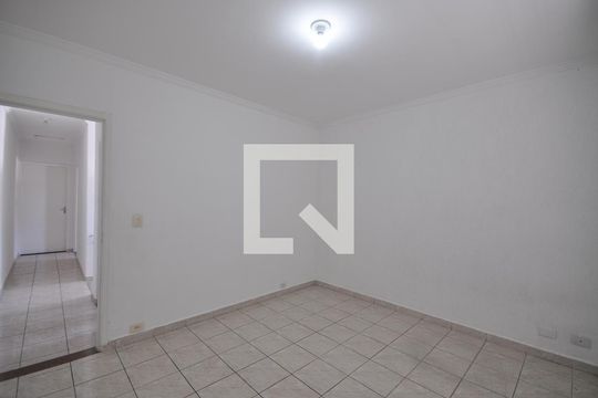 Quarto 1 de casa à venda com 3 quartos, 200m² em Jardim Tremembé , São Paulo