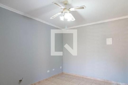 Sala de apartamento à venda com 2 quartos, 52m² em Jardim Valeria, Guarulhos