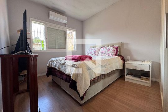 Quarto 1 de casa à venda com 2 quartos, 100m² em Pinheiro, São Leopoldo