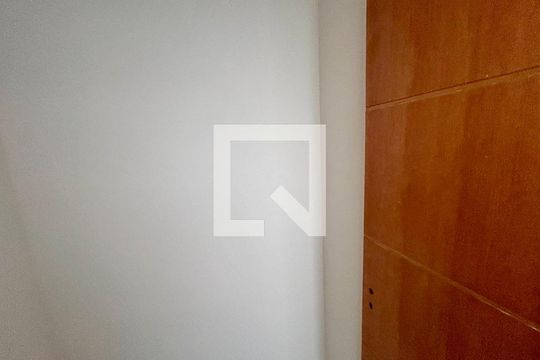 Despensa de casa à venda com 4 quartos, 135m² em Vila Augusta, Guarulhos