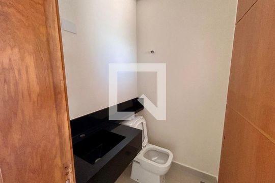Lavabo de casa à venda com 4 quartos, 135m² em Vila Augusta, Guarulhos