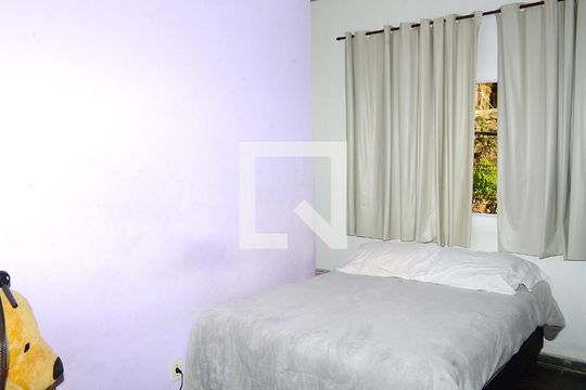Quarto 1 de casa para alugar com 3 quartos, 75m² em Tupi, Belo Horizonte