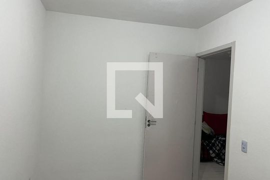 Quarto 1 de apartamento para alugar com 2 quartos, 41m² em Vila Princesa Isabel, São Paulo