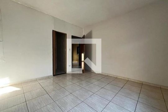 Casa para alugar com 2 quartos, 137m² em Milionários, Belo Horizonte