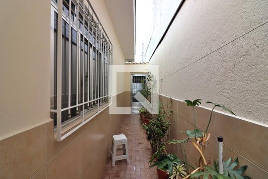 Corredor de casa à venda com 2 quartos, 128m² em Vila Planalto, São Bernardo do Campo