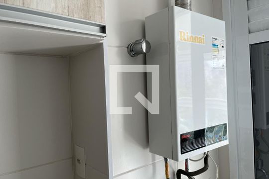 Cozinha e Área de Serviço de apartamento para alugar com 1 quarto, 48m² em José Menino, Santos