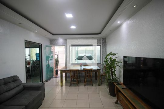 Sala de casa para alugar com 1 quarto, 400m² em Jardim Abatia, Sorocaba