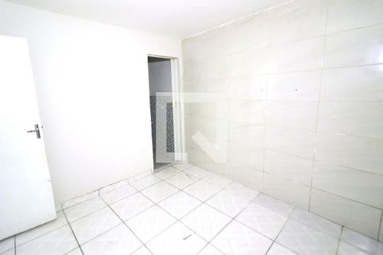 Quarto de apartamento para alugar com 1 quarto, 25m² em Jaguaribe, Osasco