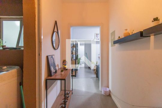 Hall de entrada de apartamento à venda com 2 quartos, 64m² em Cidade Baixa, Porto Alegre