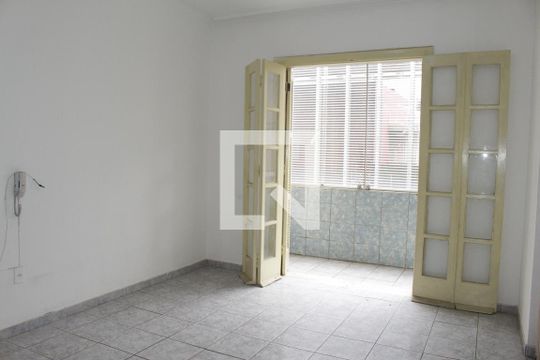 Kitnet/Studio para alugar com 1 quarto, 40m² em Santa Ifigênia, São Paulo
