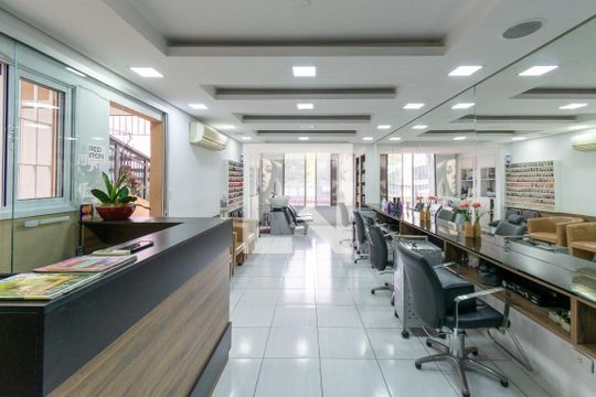 Salão de casa à venda com 3 quartos, 150m² em Vila Alexandria, São Paulo