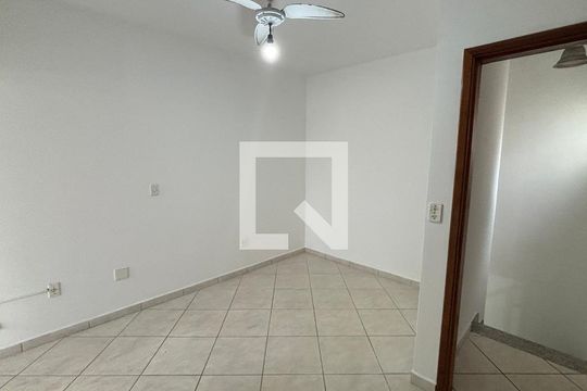 Suite 1 de casa à venda com 2 quartos, 100m² em Vila Pires, Santo André
