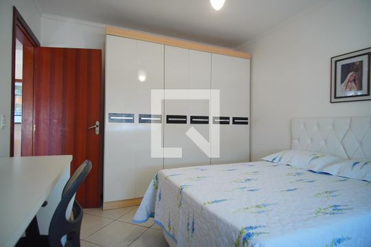 Quarto 1 de apartamento à venda com 3 quartos, 140m² em São Sebastião, Porto Alegre