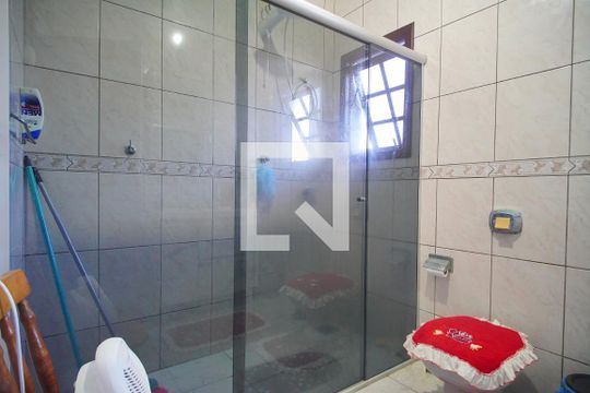 Banheiro Social de casa à venda com 3 quartos, 101m² em Vila Nova, Novo Hamburgo