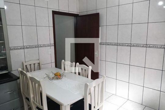 Casa à venda com 2 quartos, 132m² em Vila Suíça, Santo André
