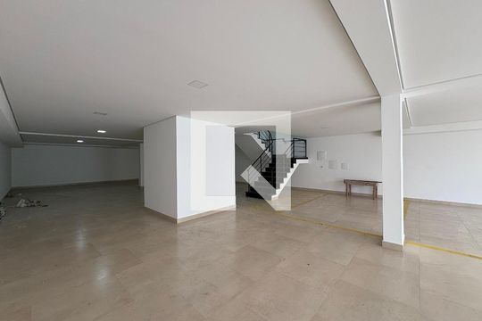 Garagem de apartamento para alugar com 2 quartos, 45m² em Vila Gilda, Santo André