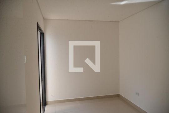 Quarto 2 de apartamento para alugar com 2 quartos, 45m² em Vila Gilda, Santo André